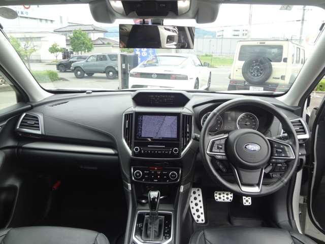 スバル フォレスター ２．５ プレミアム ４ＷＤ R1年 () 99