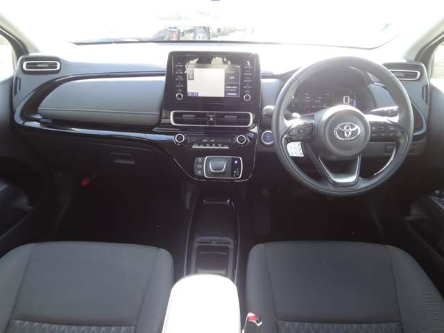 トヨタ アクア １．５ Ｇ Ｅ－ＦＯＵＲ ４ＷＤ R3年 () 99