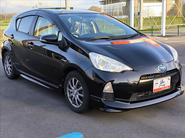 トヨタ アクア １．５ Ｓ H26年 (関東) 99