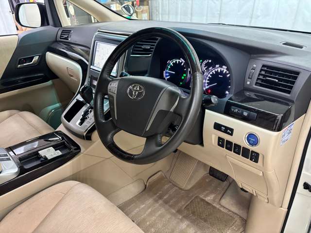 トヨタ アルファード　ハイブリッド ２．４ Ｇ ４ＷＤ H24年 (近畿) 99
