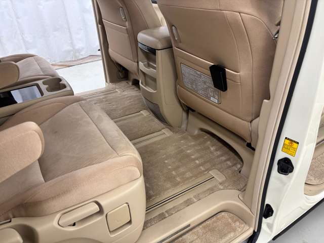 トヨタ アルファード　ハイブリッド ２．４ Ｇ ４ＷＤ H24年 (近畿) 99