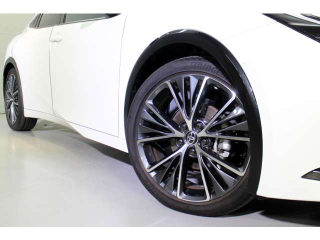 トヨタ プリウス ２．０ Ｚ R7年 (関東) 99