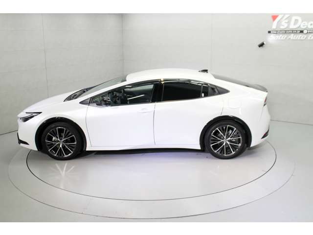 トヨタ プリウス ２．０ Ｚ R7年 (関東) 99