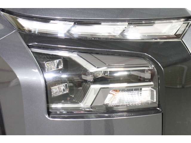 三菱 トライトン ２．４ ＧＳＲ ディーゼルターボ ４ＷＤ R7年 (関東) 99