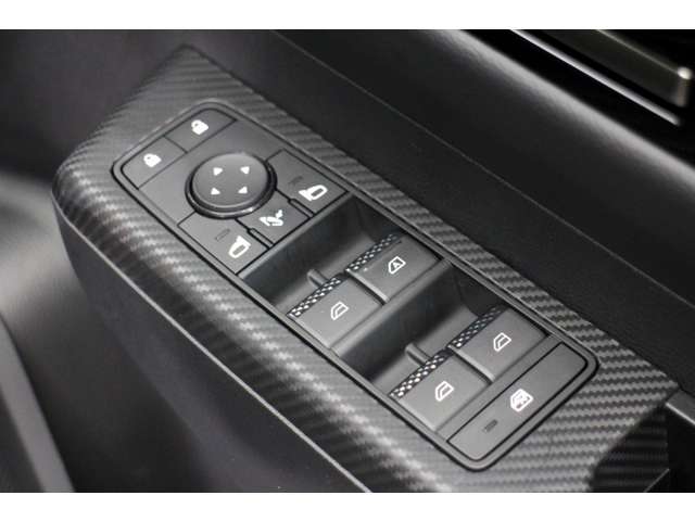 三菱 トライトン ２．４ ＧＳＲ ディーゼルターボ ４ＷＤ R7年 (関東) 99