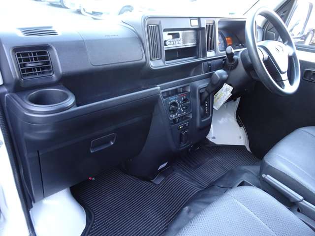 ダイハツ ハイゼットカーゴ ６６０ スペシャル ＳＡＩＩＩ ハイルーフ ４ＷＤ R1年 (関東) 99