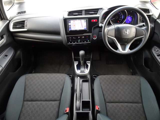 ホンダ フィット １．３ １３Ｇ Ｆパッケージ H27年 (関東) 99