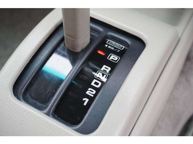 日産 ラシーン １．５ タイプＩＩ ４ＷＤ H10年 (関東) 99