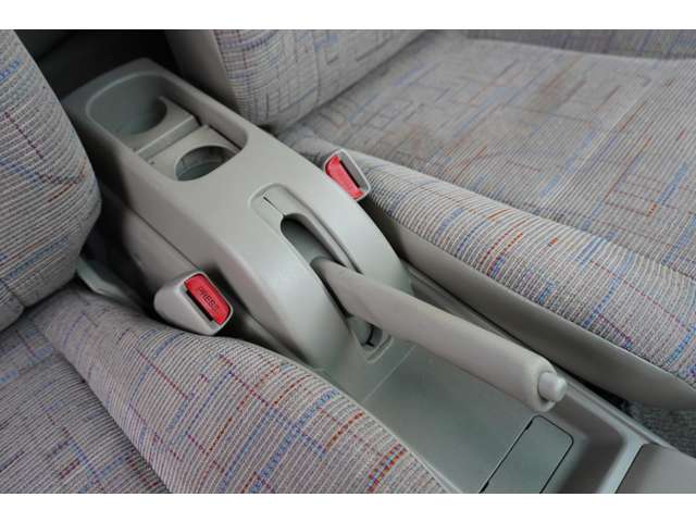 日産 ラシーン １．５ タイプＩＩ ４ＷＤ H10年 (関東) 99