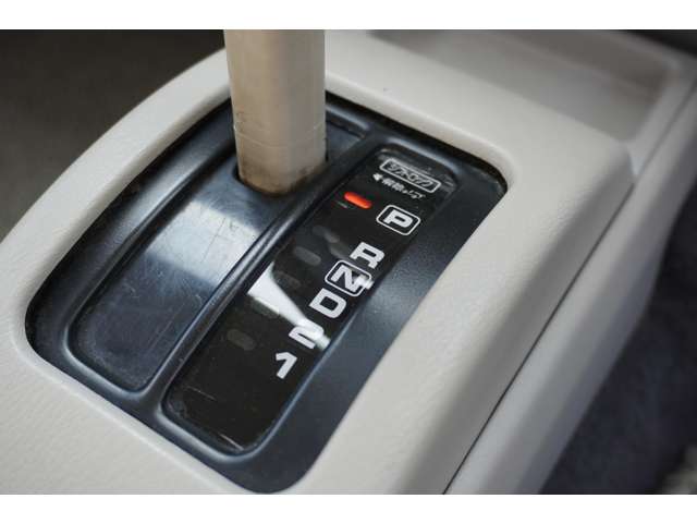 日産 ラシーン １．５ タイプＩＩ ４ＷＤ H8年 (関東) 99