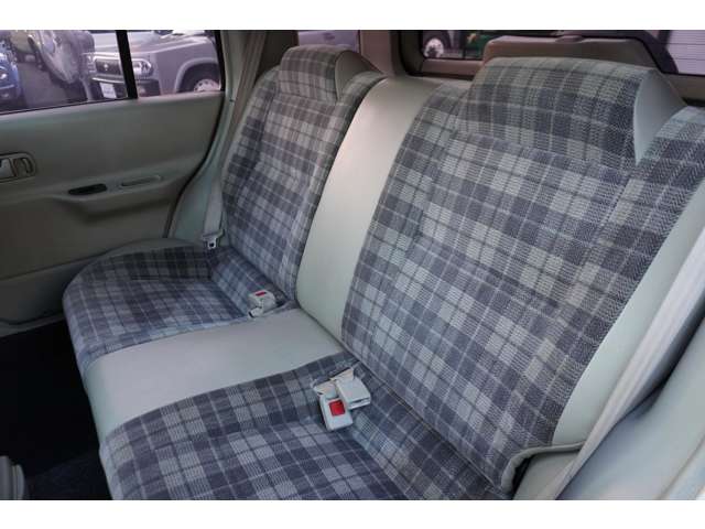 日産 ラシーン １．５ タイプＩＩＩ ４ＷＤ H7年 (関東) 99