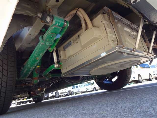 トヨタ ハイエースバン トイファクトリー R5年 (関東) 99