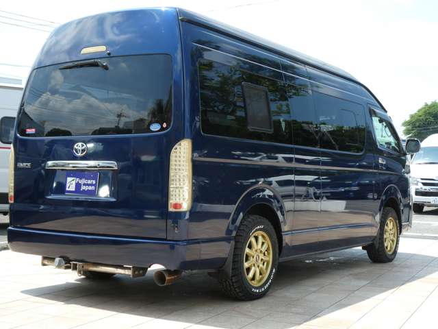 トヨタ ハイエースバン ティピーアウトドアデザイン H29年 (関東) 99