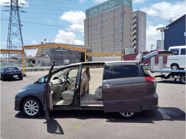 トヨタ エスティマ ２．４ アエラス H24年 (東海) 99