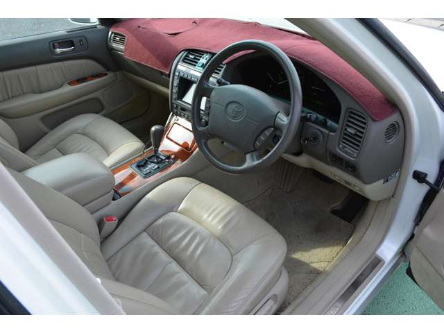 トヨタ セルシオ ４．０ Ｃ仕様 H12年 (東海) 99