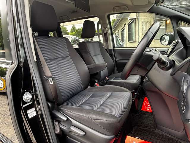 トヨタ ヴォクシー ２．０ ＺＳ 煌 H27年 (関東) 99