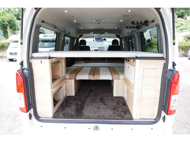 トヨタ ハイエースバン デルタリンク R2年 (四国) 99