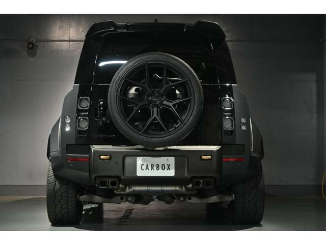 ランドローバー ディフェンダー １１０ オクタ エディション ワン ４．４Ｌ Ｐ６３５ ４ＷＤ R7年 (関東) 99