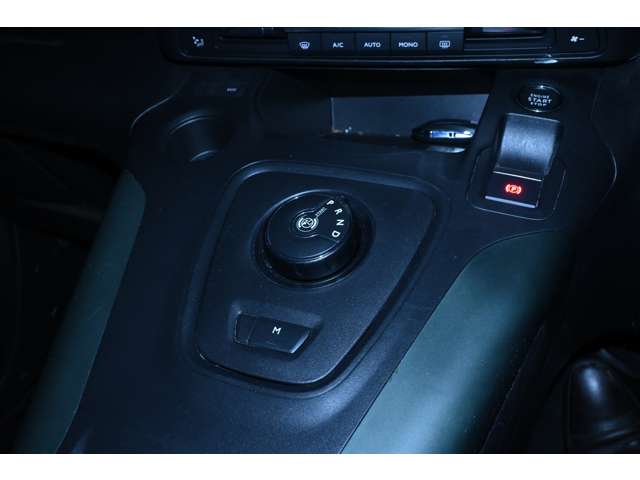 シトロエン ベルランゴ シャイン ＸＴＲパック ディーゼルターボ R2年 (関東) 99
