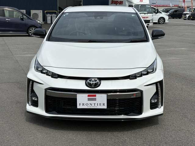 トヨタ プリウスＰＨＶ １．８ Ｓ ＧＲ スポーツ R1年 (九州・沖縄) 99
