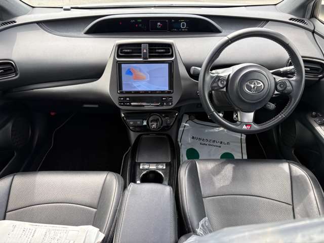 トヨタ プリウスＰＨＶ １．８ Ｓ ＧＲ スポーツ R1年 (九州・沖縄) 99