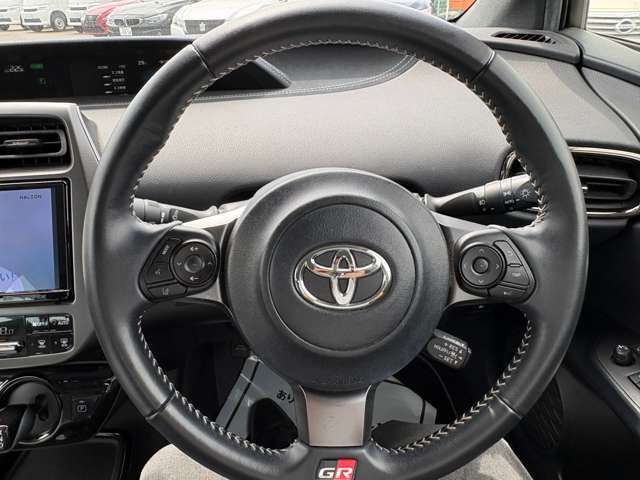 トヨタ プリウスＰＨＶ １．８ Ｓ ＧＲ スポーツ R1年 (九州・沖縄) 99