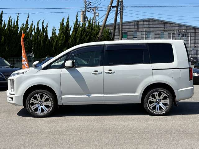 三菱 デリカ　Ｄ：５ ２．２ Ｇ ディーゼルターボ ４ＷＤ R3年 (九州・沖縄) 99