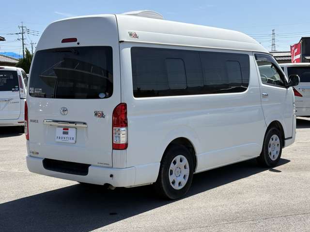 トヨタ ハイエースバン スーパーＧＬキャンピング仕様車 R2年 (九州・沖縄) 99