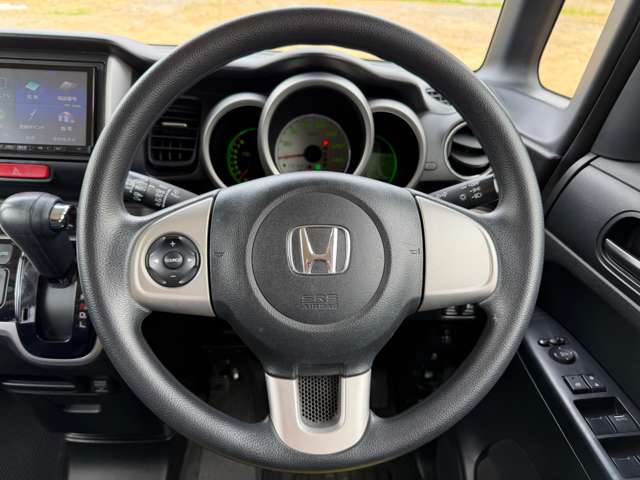 ホンダ Ｎ　ＢＯＸ ６６０ カスタムＧ ＳＳパッケージ H25年 (東海) 99