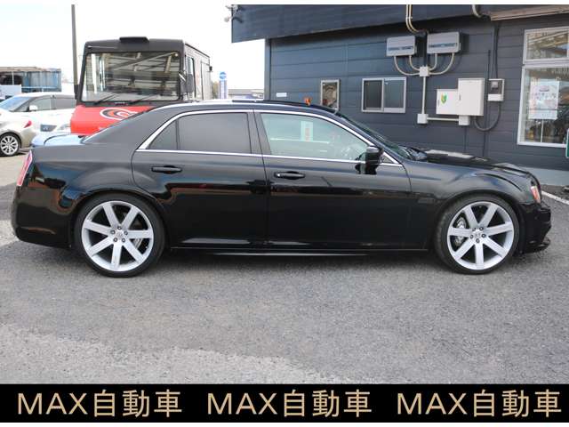 クライスラー ３００ ＳＲＴ８ H25年 (関東) 99