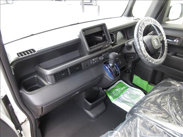 ホンダ Ｎ－ＢＯＸ Ｎ－ＢＯＸ カスタム ホンダセンシング R7年 (関東) 99