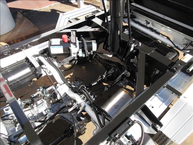 スズキ キャリイダンプ 頑丈ダンプ ３方開 荷台側鳥居（パネル型） R7年 (関東) 99