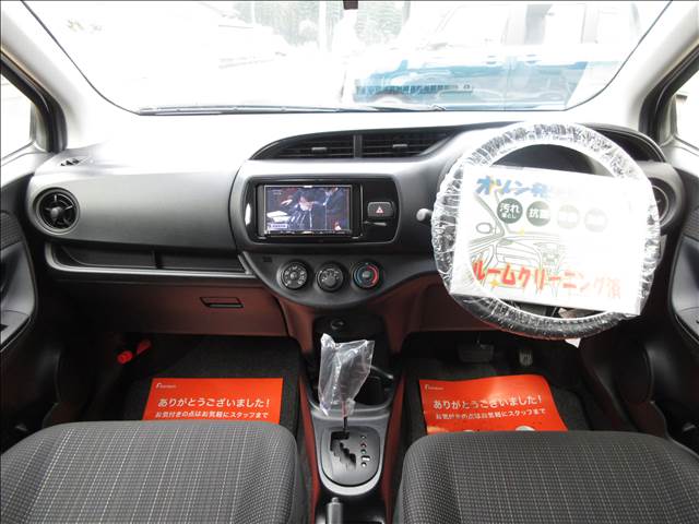 トヨタ ヴィッツ １．０ Ｆ スマートストップパッケージ H29年 (関東) 99