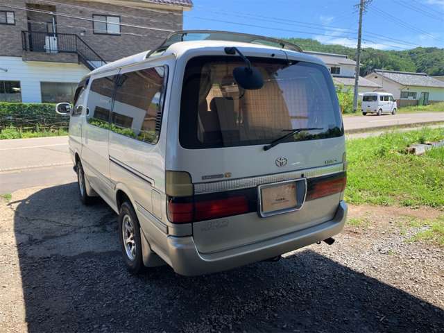 トヨタ ハイエースワゴン ３．０ スーパーカスタムＧ リビングサルーンＥＸ ディーゼルターボ ４ＷＤ H13年 () 99