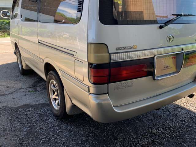 トヨタ ハイエースワゴン ３．０ スーパーカスタムＧ リビングサルーンＥＸ ディーゼルターボ ４ＷＤ H13年 () 99