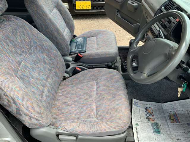 スズキ ジムニー ６６０ ＸＣ ４ＷＤ H13年 () 99