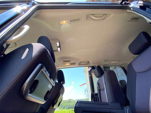 日産 セレナ ２．０ ハイウェイスター Ｓ－ＨＹＢＲＩＤ H25年 () 99
