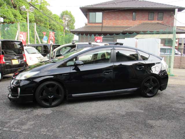 トヨタ プリウス １．８ Ｓ H22年 (近畿) 99