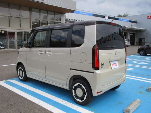ホンダ Ｎ　ＢＯＸ ６６０ ファッションスタイル ２トーン ４ＷＤ R8年 (東北) 99