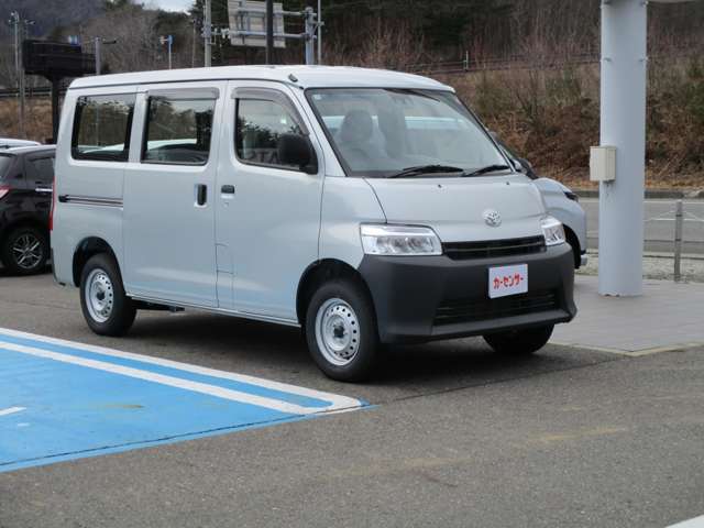 トヨタ タウンエースバン １．５ ＤＸ ４ＷＤ R8年 (東北) 99