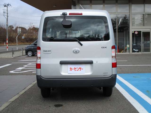 トヨタ タウンエースバン １．５ ＤＸ ４ＷＤ R8年 (東北) 99