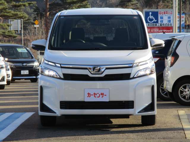 トヨタ ヴォクシー ２．０ Ｘ ４ＷＤ H30年 (東北) 99