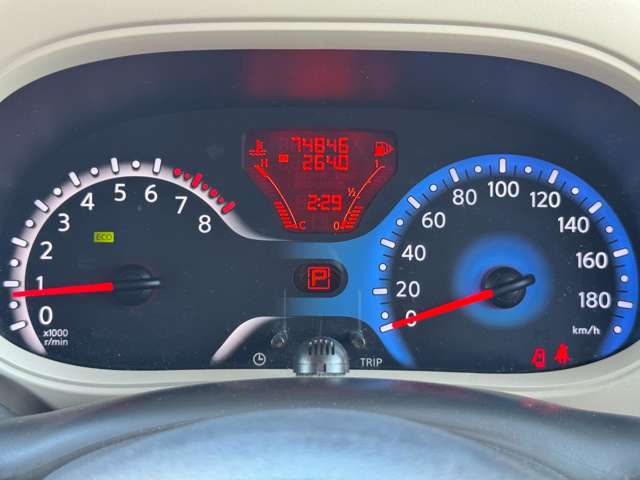 日産 キューブ １．５ １５Ｘ H27年 (近畿) 99