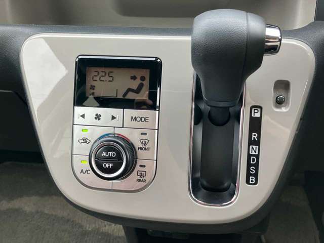 ダイハツ ブーン １．０ スタイル ホワイトリミテッド ＳＡＩＩＩ R3年 (四国) 99