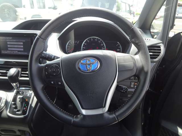 トヨタ ヴォクシー ２．０ ＺＳ ４ＷＤ H26年 () 99