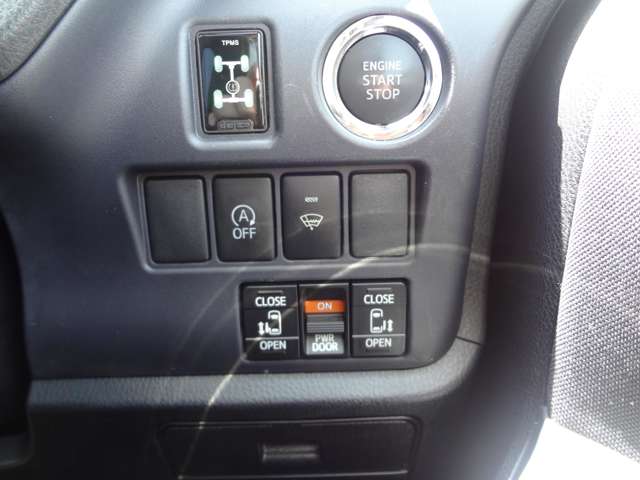 トヨタ ヴォクシー ２．０ ＺＳ ４ＷＤ H26年 () 99