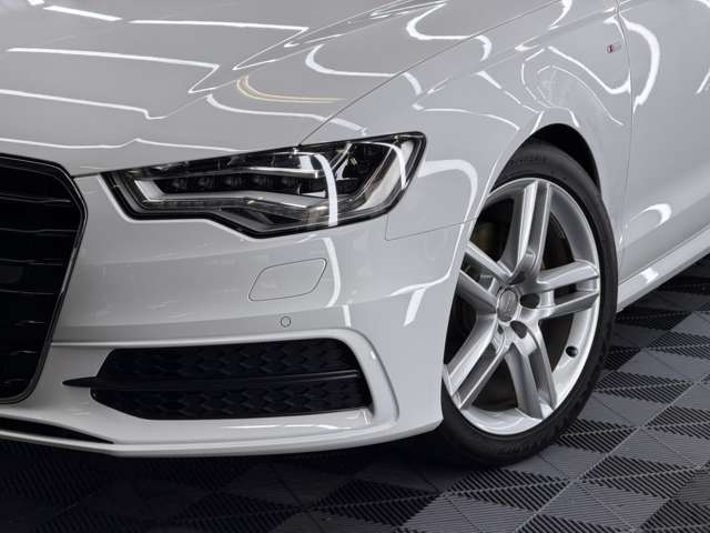 アウディ Ａ６　アバント ２．８ ＦＳＩ クワトロ Ｓラインパッケージ ４ＷＤ H24年 (関東) 99