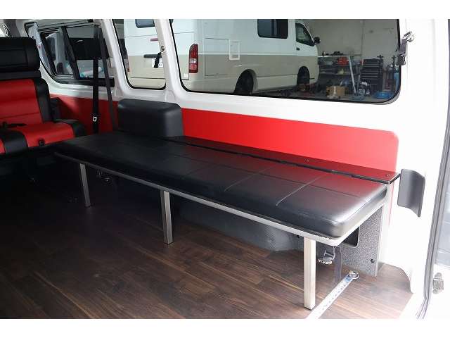 トヨタ ハイエースバン キャンピングカーファンクション製トランポ R1年 (東北) 99