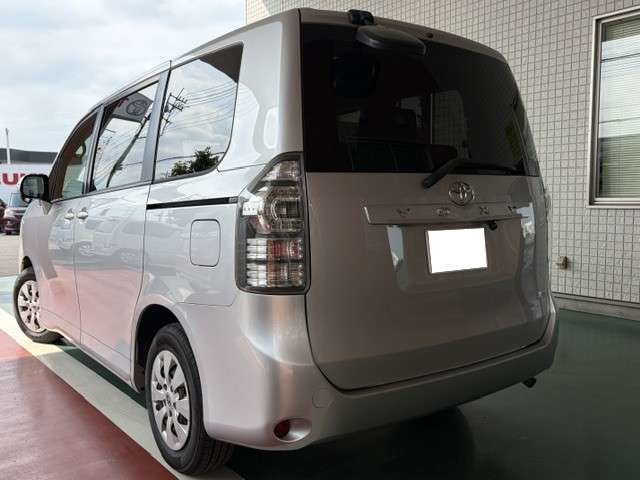 トヨタ ヴォクシー ２．０ Ｘ H25年 (関東) 99