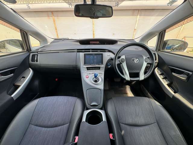 トヨタ プリウス １．８ Ｇ ツーリングセレクション H26年 (近畿) 99